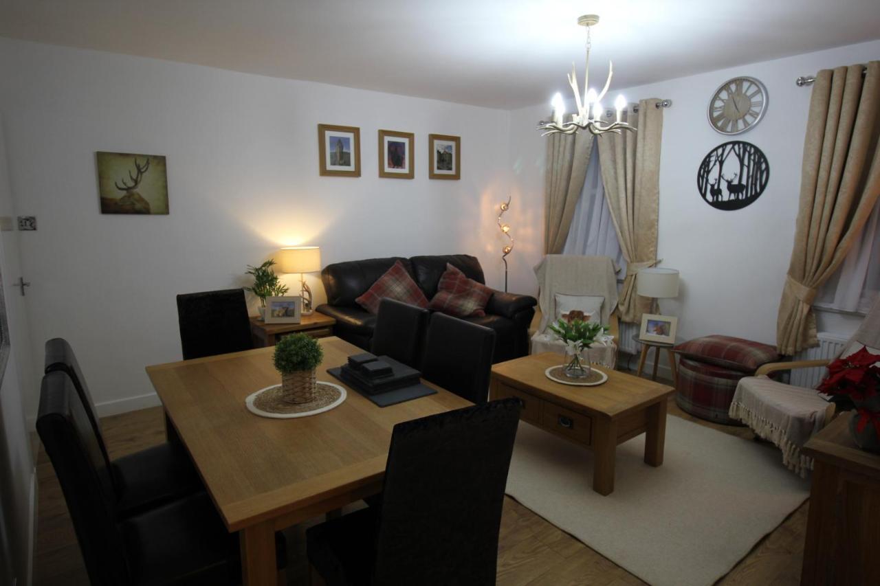 Historic Old Town 2 Bed Ground Floor Apartment Стерлинг Экстерьер фото