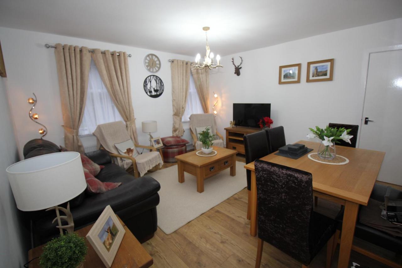 Historic Old Town 2 Bed Ground Floor Apartment Стерлинг Экстерьер фото